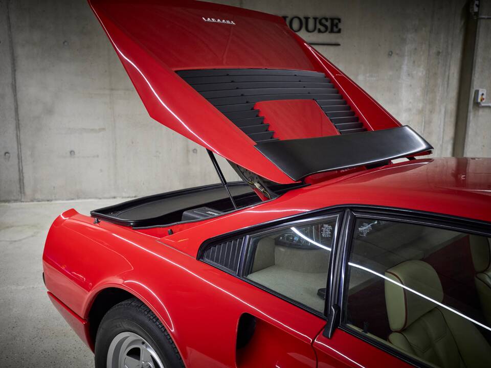 Afbeelding 69/100 van Ferrari 208 GTB Turbo (1982)