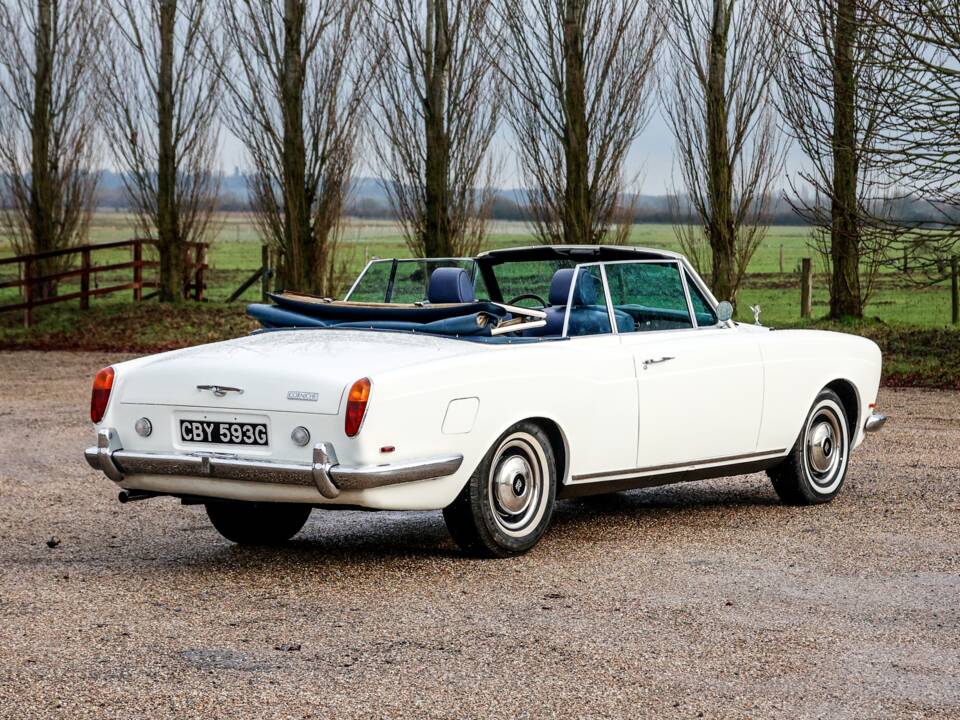 Image 3/23 of Rolls-Royce Silver Shadow I (1969)