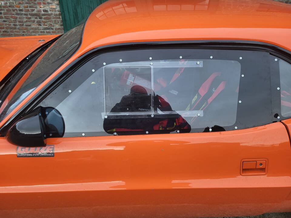 Image 24/46 de Dodge Challenger R&#x2F;T 440 Six-Pack (1970)