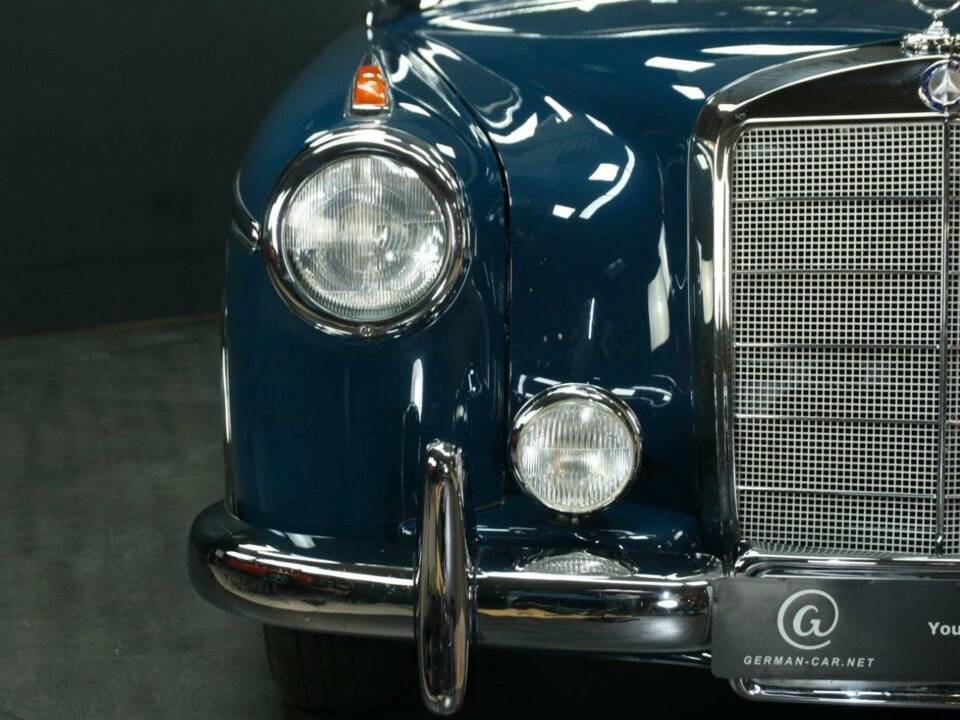 Afbeelding 37/50 van Mercedes-Benz 220 S Cabriolet (1957)