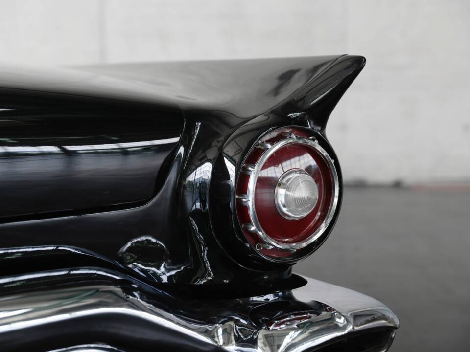 Immagine 21/50 di Ford Thunderbird (1957)