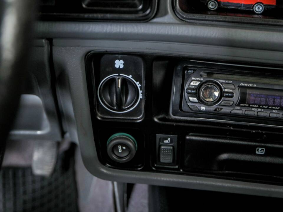 Afbeelding 25/50 van Ford Sierra 2.0 S (1987)