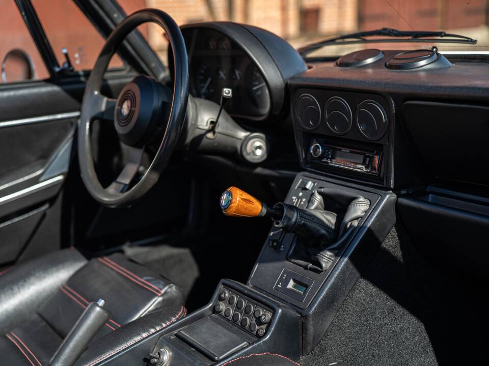 Image 34/40 of Alfa Romeo 2.0 Spider (1987)