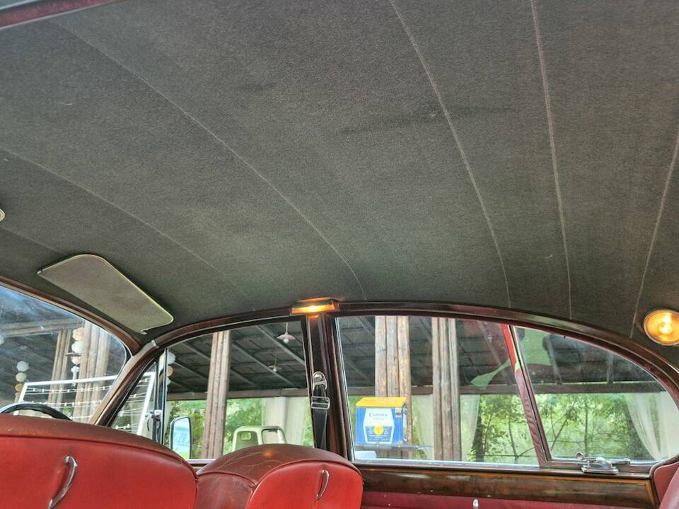 Bild 64/76 von Jaguar Mk II 2.4 (1963)