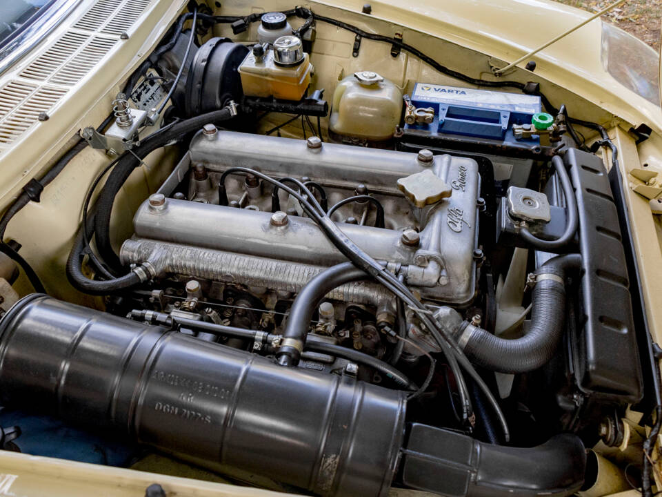 Immagine 13/50 di Alfa Romeo 2000 Spider Veloce (1980)