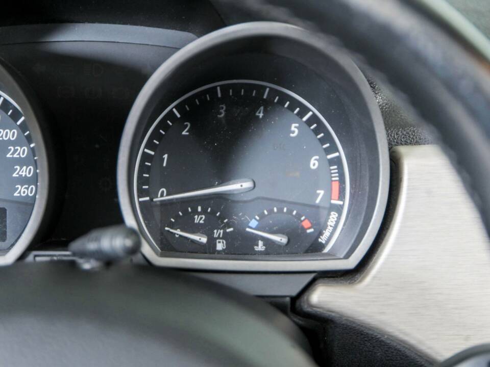 Bild 17/50 von BMW Z4 2.5i (2004)