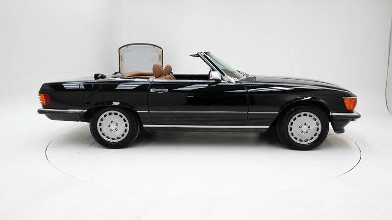 Immagine 9/15 di Mercedes-Benz 560 SL (1986)