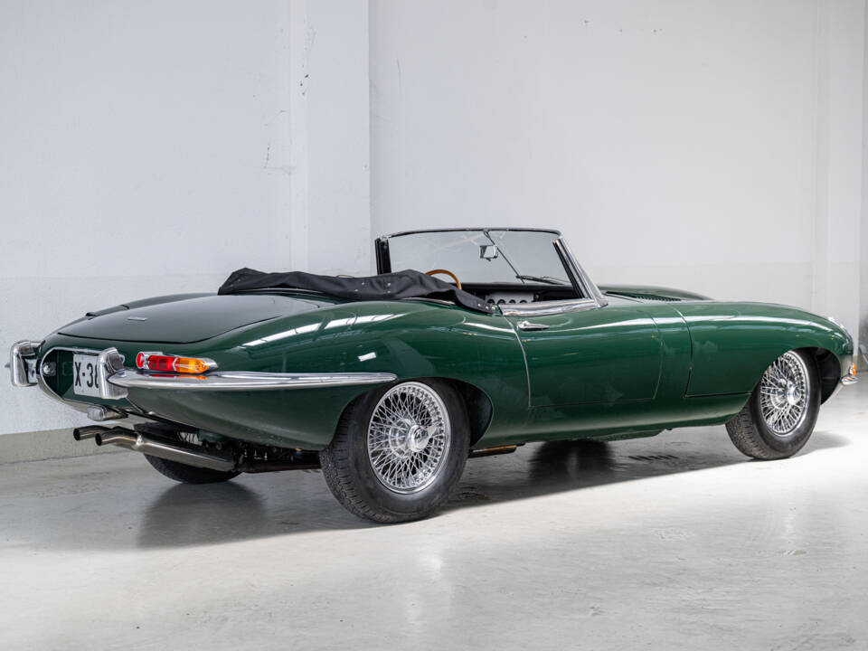 Image 42/42 of Jaguar E-Type 3.8 (1963)