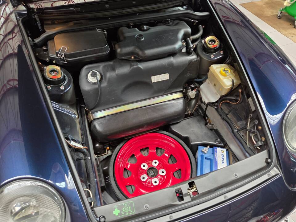 Bild 24/33 von Porsche 911 Carrera 4S (1996)