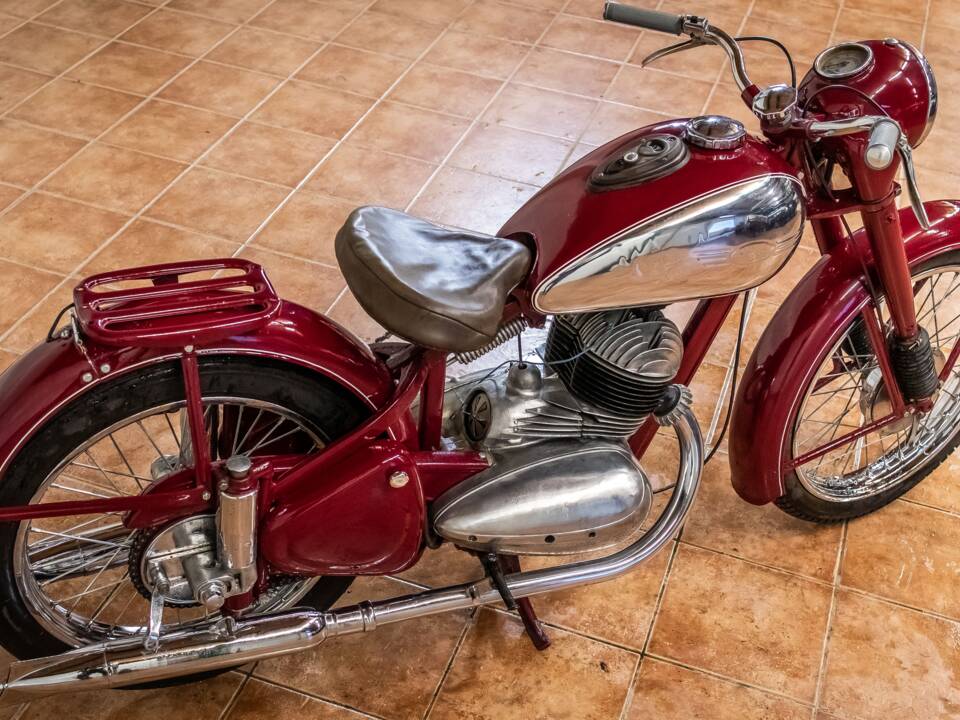 Bild 3/13 von Jawa 350 Typ 354 (1900)