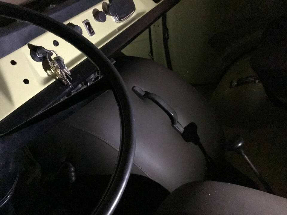 Bild 4/7 von Hanomag-Henschel F 25 (1969)