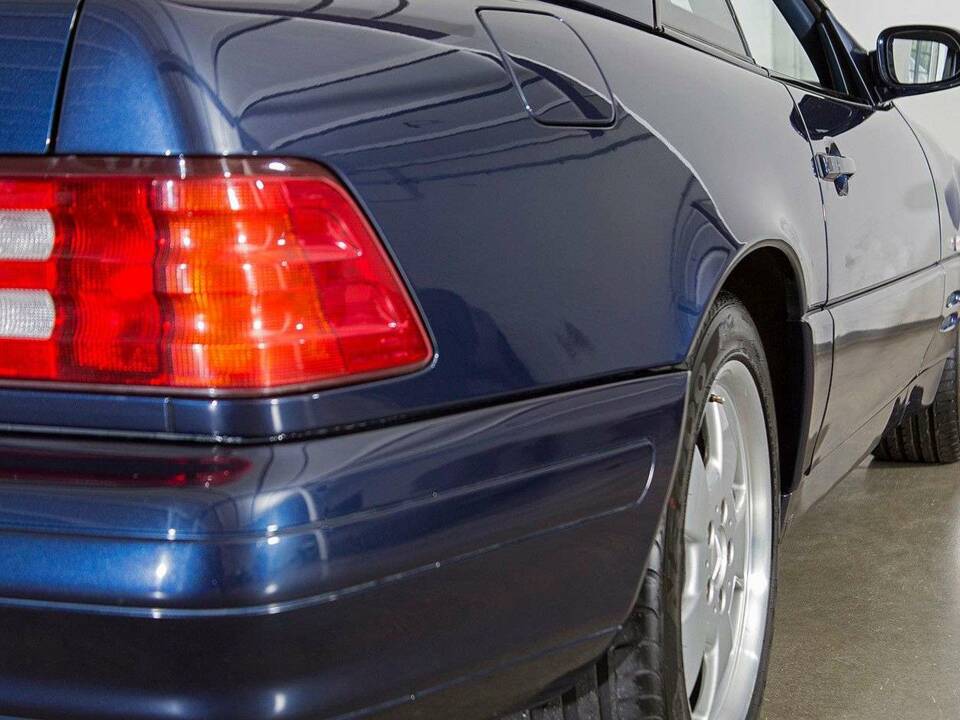 Afbeelding 18/36 van Mercedes-Benz SL 320 (2000)