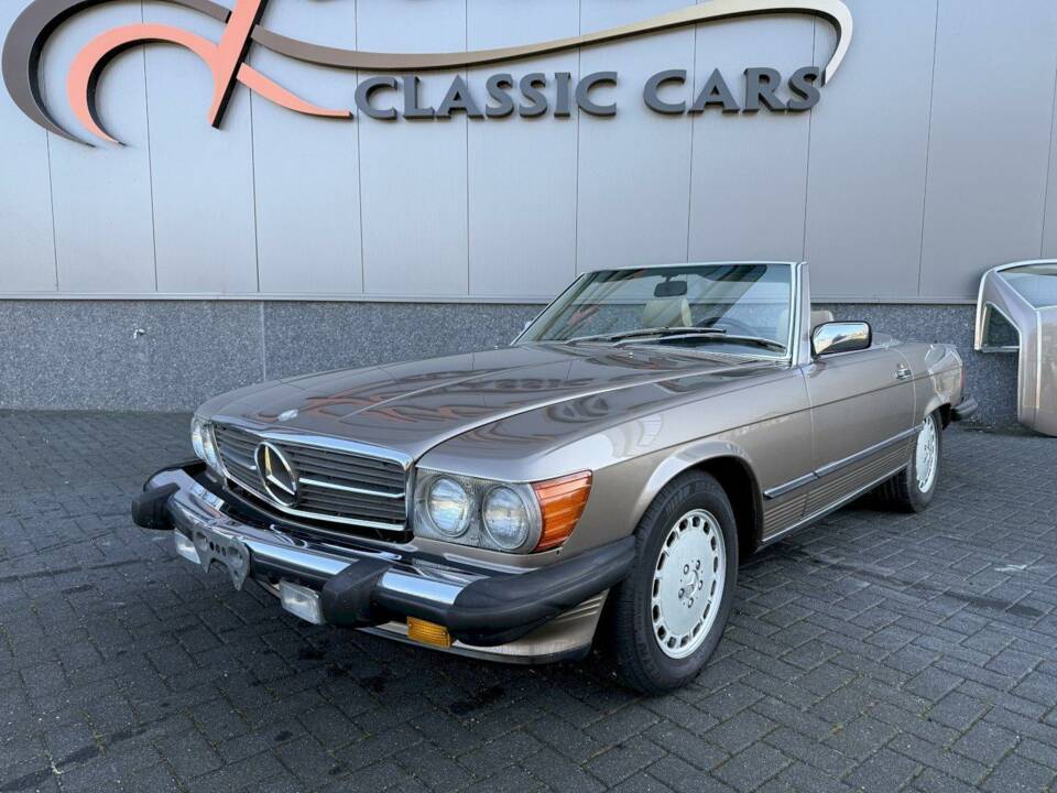Image 2/36 de Mercedes-Benz 560 SL (1988)