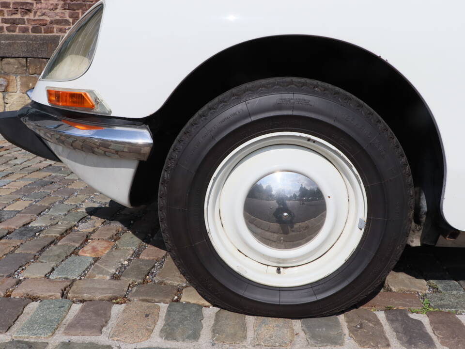 Image 10/22 of Citroën ID 20 (1970)