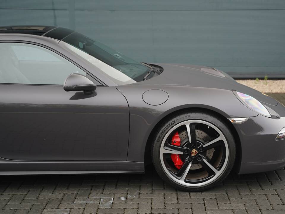 Bild 24/50 von Porsche 911 Carrera 4S (2013)