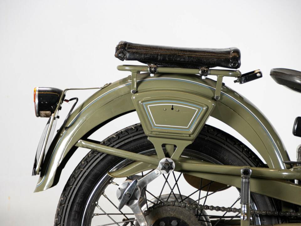 Image 44/50 of Moto Guzzi DUMMY (1963)