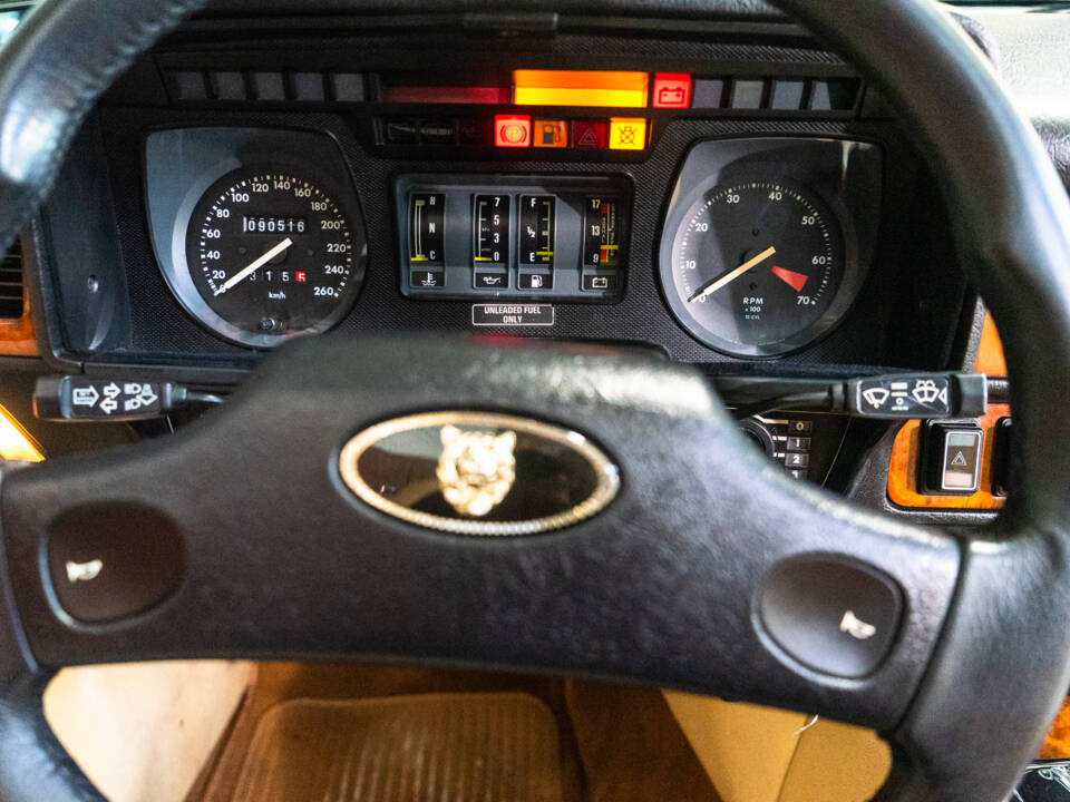 Bild 24/47 von Jaguar XJS 5.3 V12 (1988)
