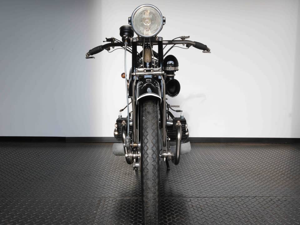Image 35/98 of BMW R 32 (1925)