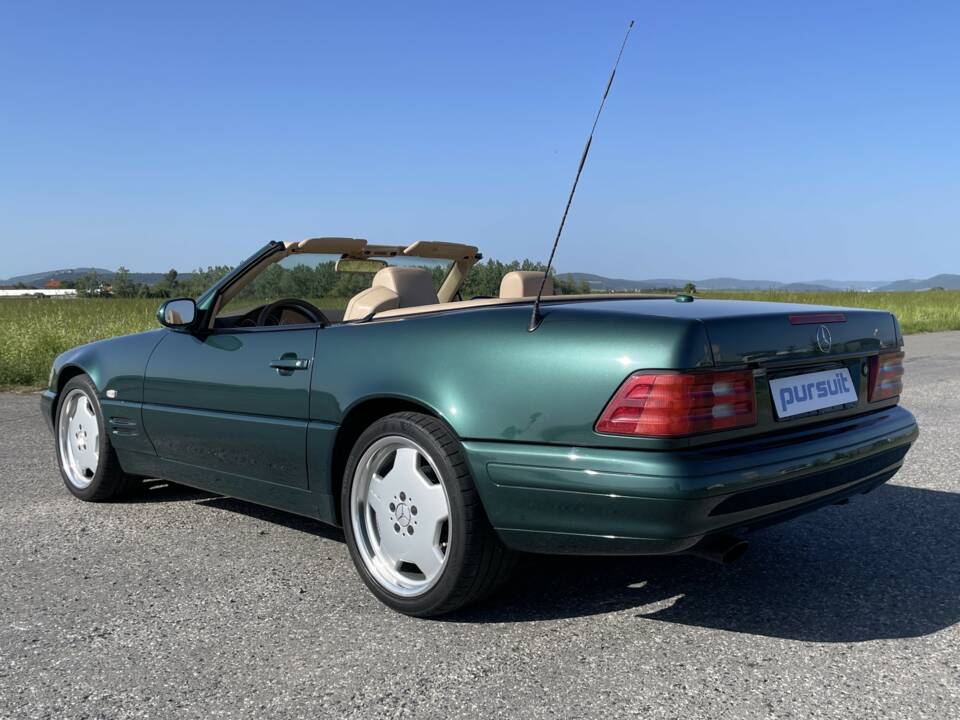 Image 8/39 de Mercedes-Benz SL 320 (1999)