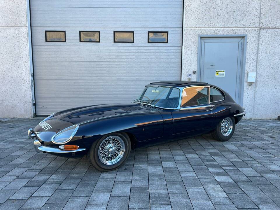 Image 5/33 of Jaguar E-Type 4.2 (1966)
