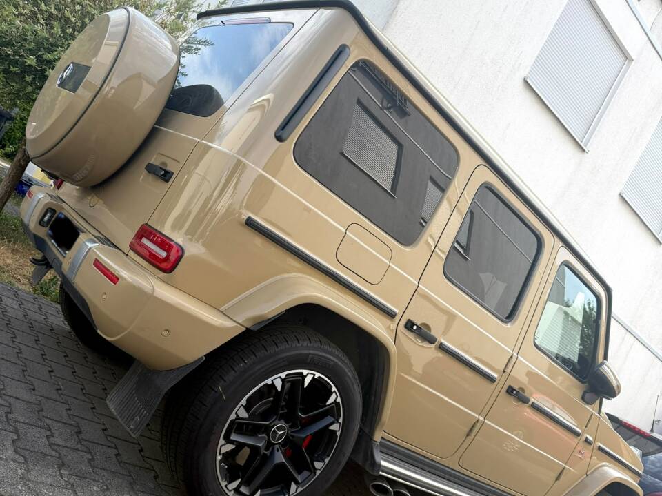 Image 7/17 of Mercedes-Benz G 63 AMG (LWB) (2023)