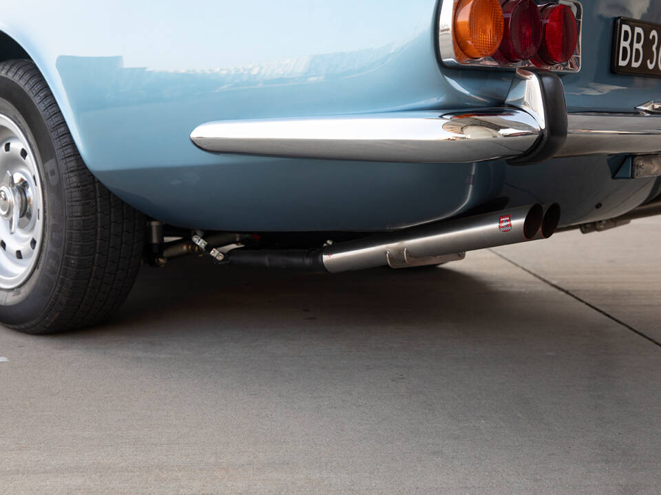 Image 10/40 of Ferrari 365 GT 2+2 (1969)