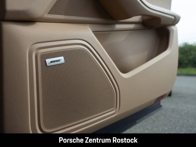 Obraz 20/33 pojazdu Porsche Macan S (2023)