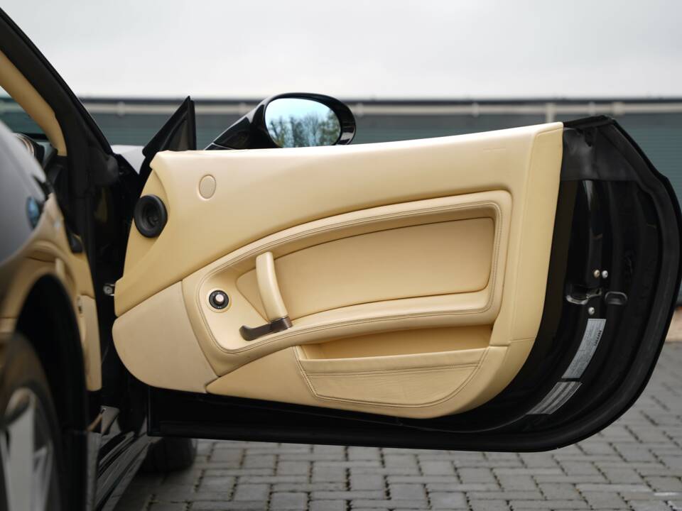 Imagen 14/50 de Ferrari California (2011)