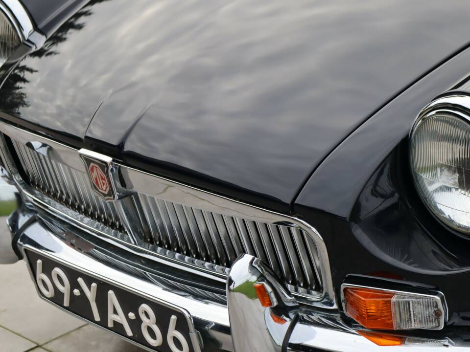 Afbeelding 5/50 van MG MGB (1973)