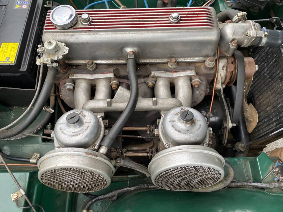 Image 45/66 of Triumph TR 4 (1964)