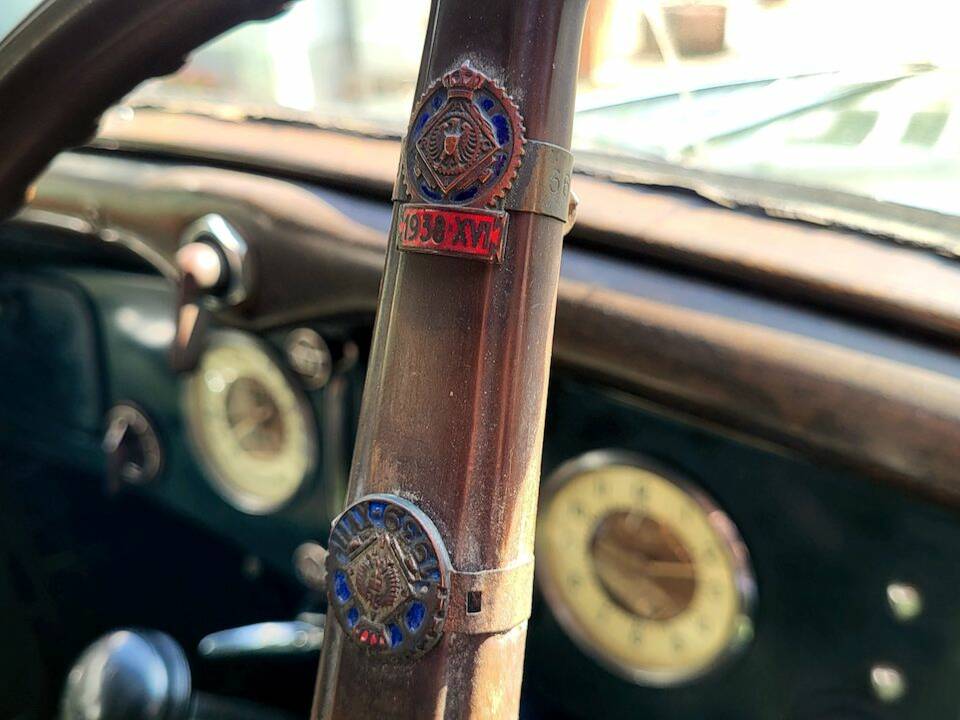 Image 47/75 of FIAT 1500 (1937)