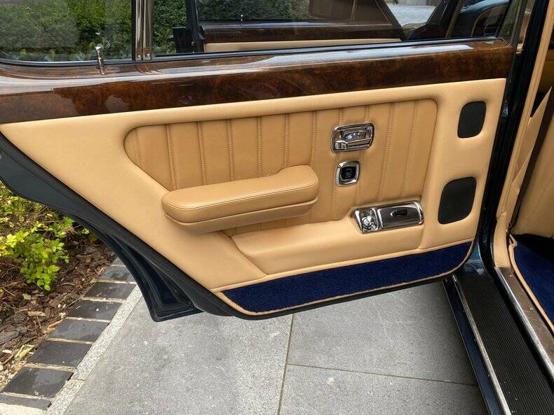 Imagen 36/50 de Bentley Brooklands R Mulliner (1998)