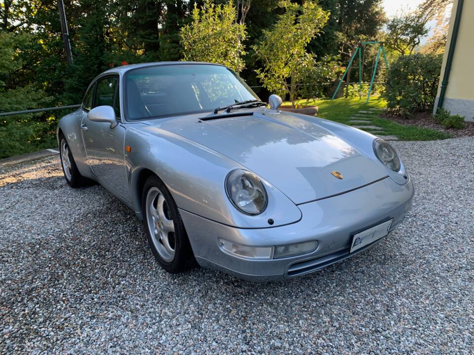 Image 1/16 of Porsche 911 Carrera (1994)