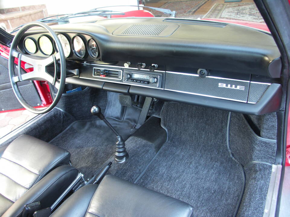 Image 11/38 of Porsche 911 2.2 E (1971)
