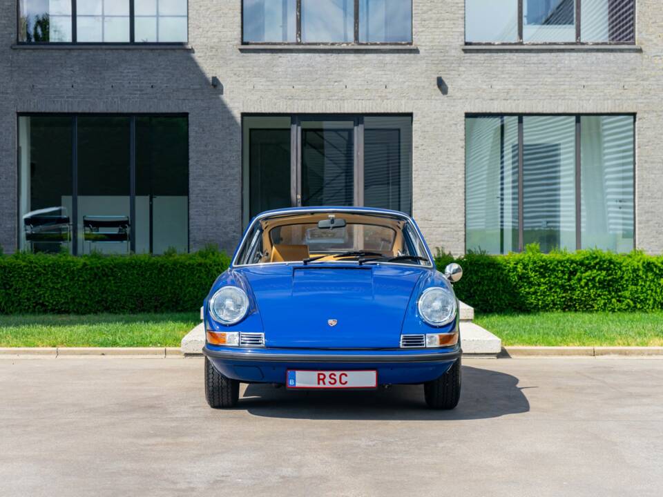 Image 30/34 de Porsche 911 2.0 E (1969)