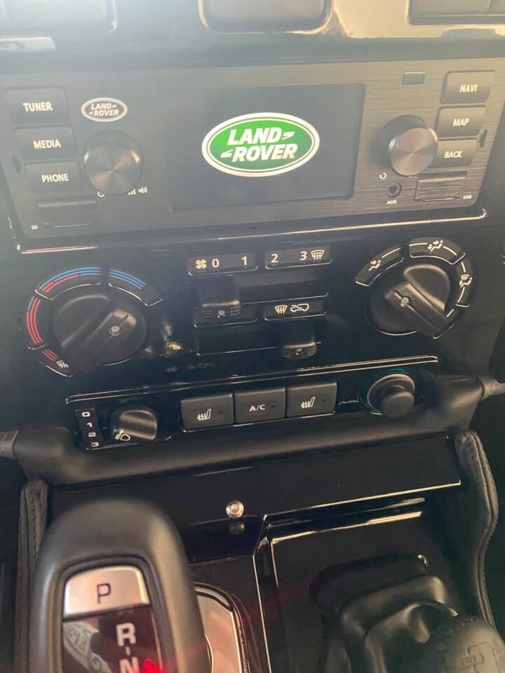 Afbeelding 43/43 van Land Rover Defender 90 Works V8 &quot;70th Edition&quot; (2018)