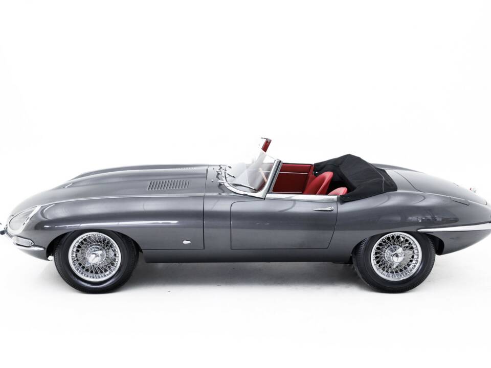 Afbeelding 3/50 van Jaguar E-Type 3.8 (1961)