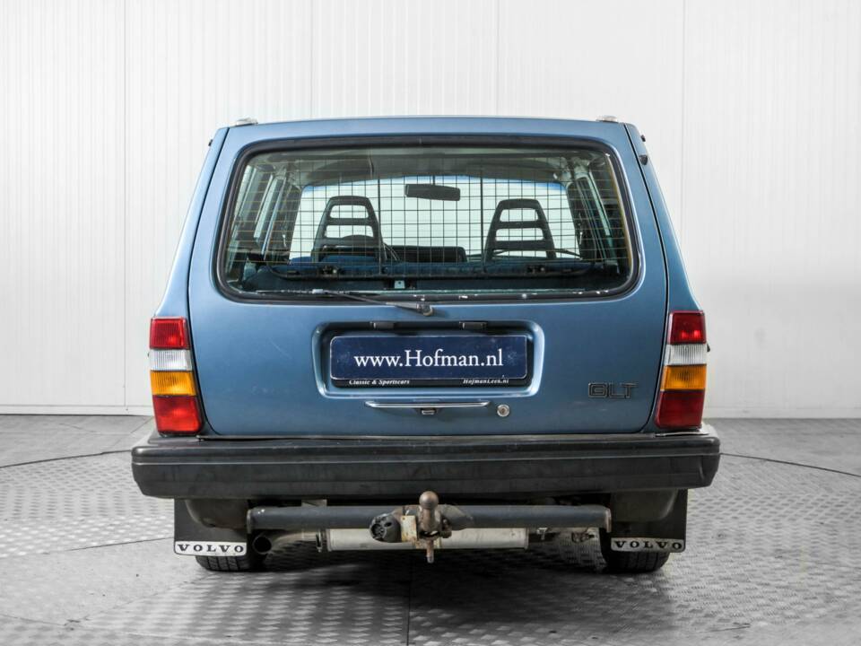 Image 13/50 de Volvo 240 Turbo (1983)