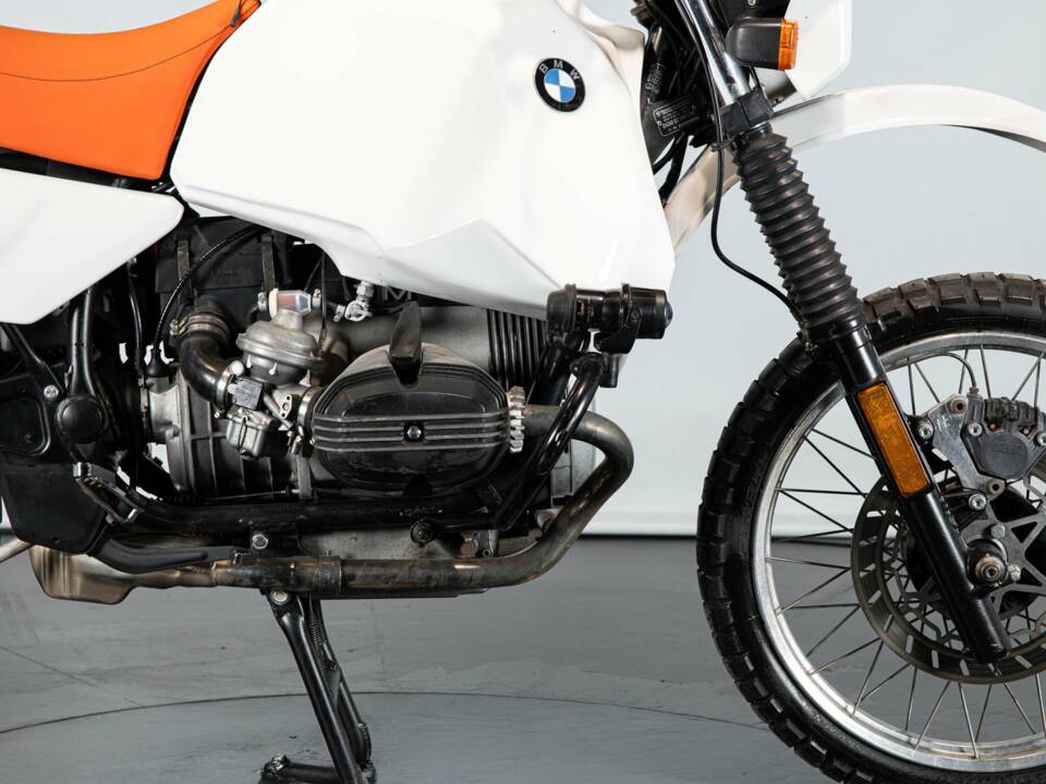 Bild 26/50 von BMW DUMMY (1993)
