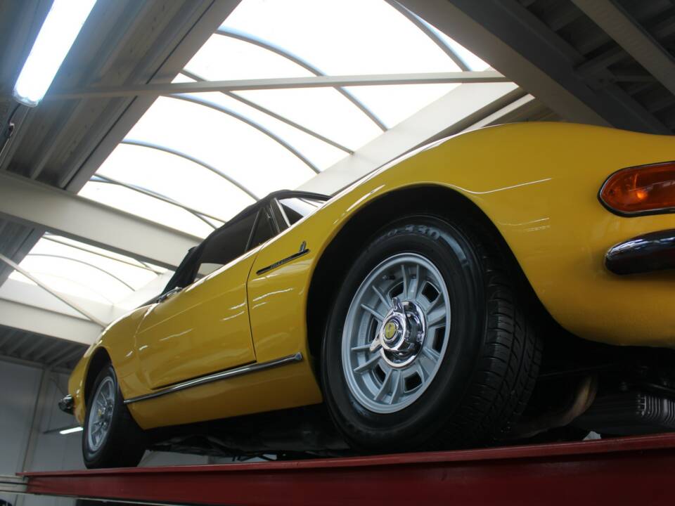 Image 10/50 of FIAT Dino Spider (1968)