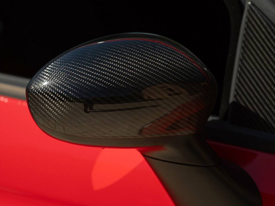 Image 24/50 de Abarth 695 «Tributo Ferrari» (2010)