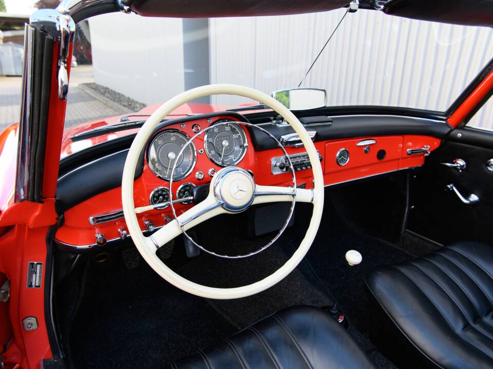 Image 15/53 de Mercedes-Benz 190 SL (1962)