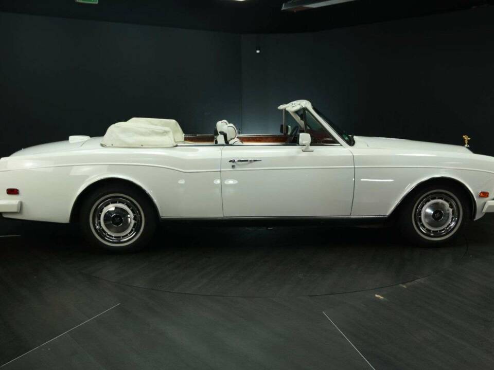 Afbeelding 6/50 van Rolls-Royce Corniche III (1991)