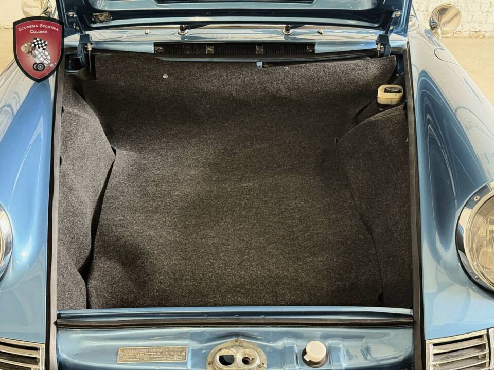 Afbeelding 54/91 van Porsche 911 2.2 S (1970)