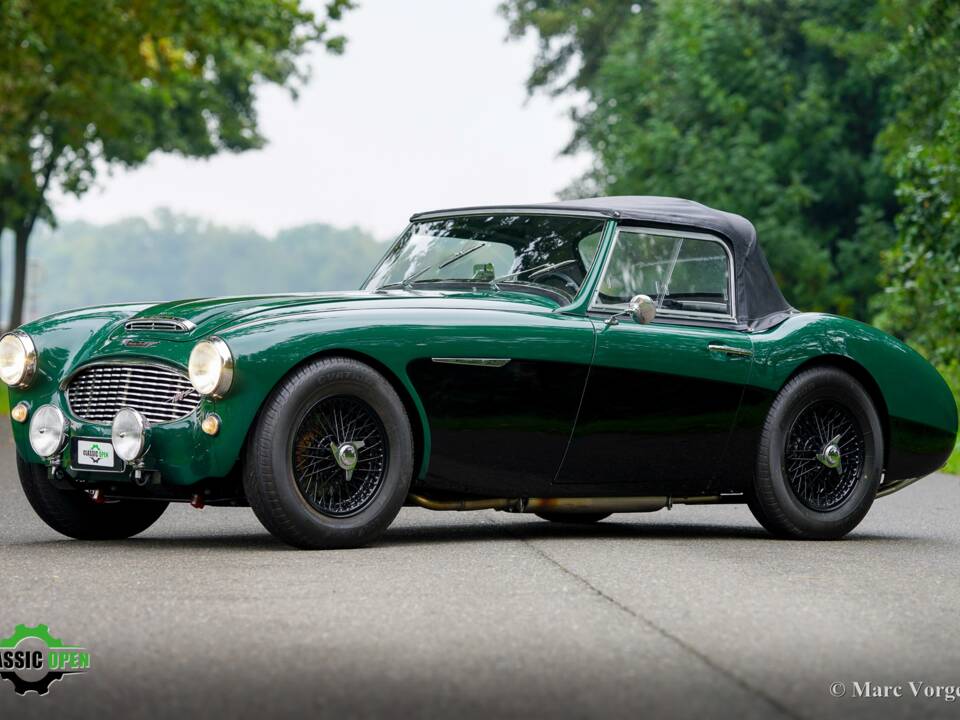 Image 44/59 of Austin-Healey 100&#x2F;6 (BN6) (1958)