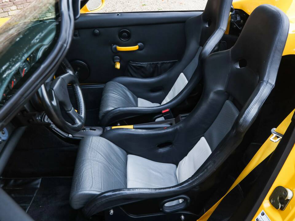 Image 28/50 of Porsche 911 Speedster (1993)