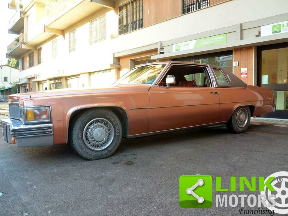 Image 7/10 de Cadillac Coupe DeVille 7.3 V8 (1978)