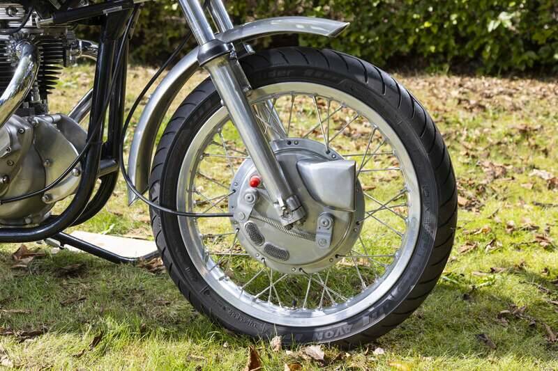 Bild 20/29 von Norton DUMMY (1966)