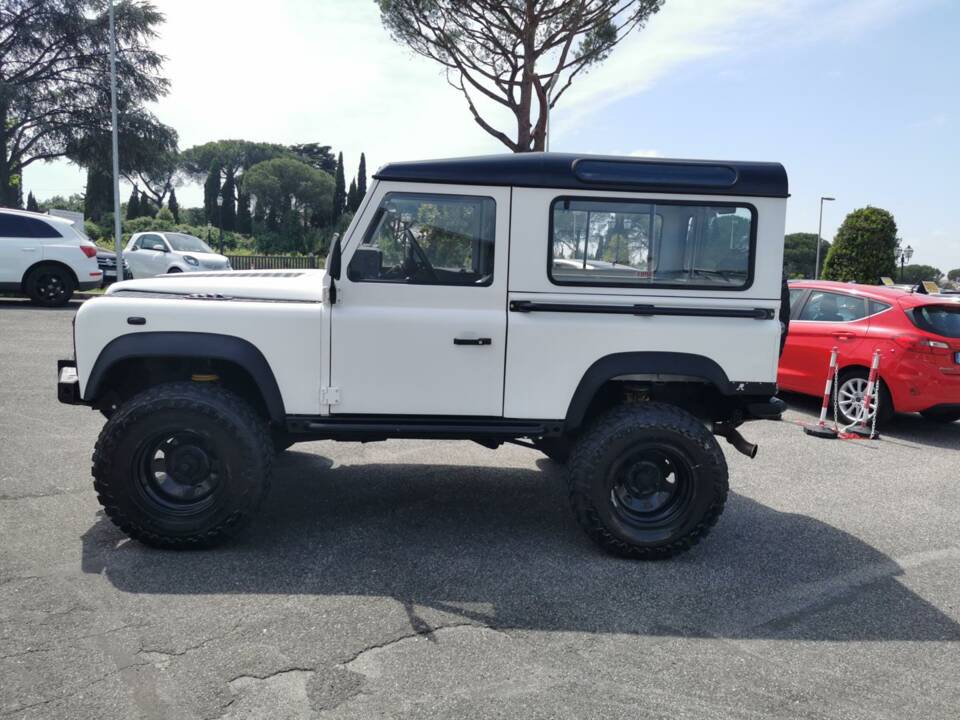 Image 29/45 of Land Rover Defender 110 Td5 (2001)