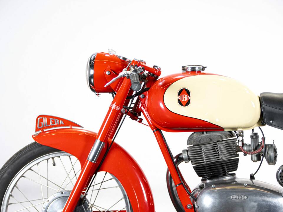 Image 27/50 of Gilera DUMMY (1956)